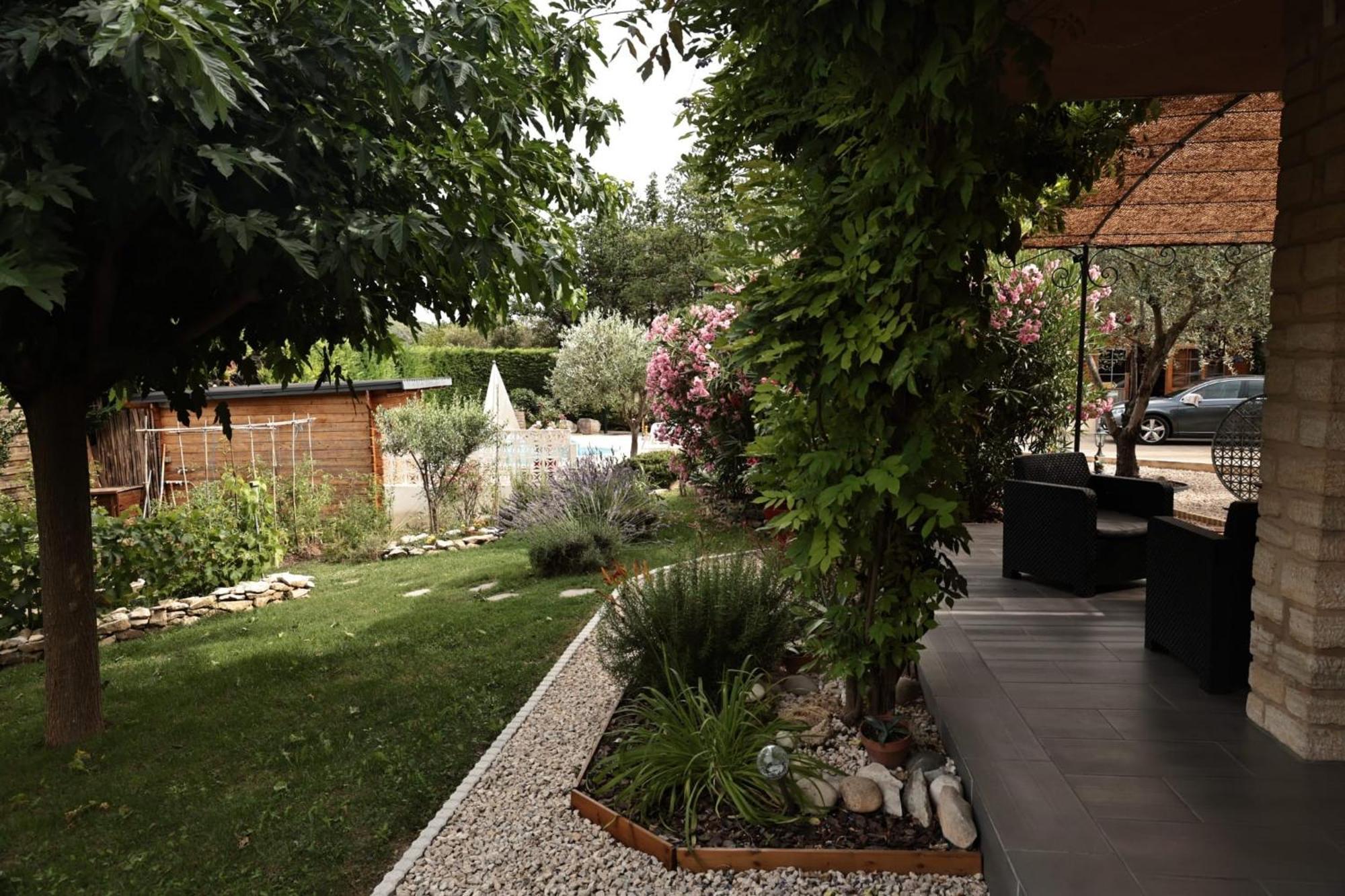 Au Villadior - Vaison La Romaine Exteriör bild
